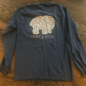 Women’s long sleeved tshirt